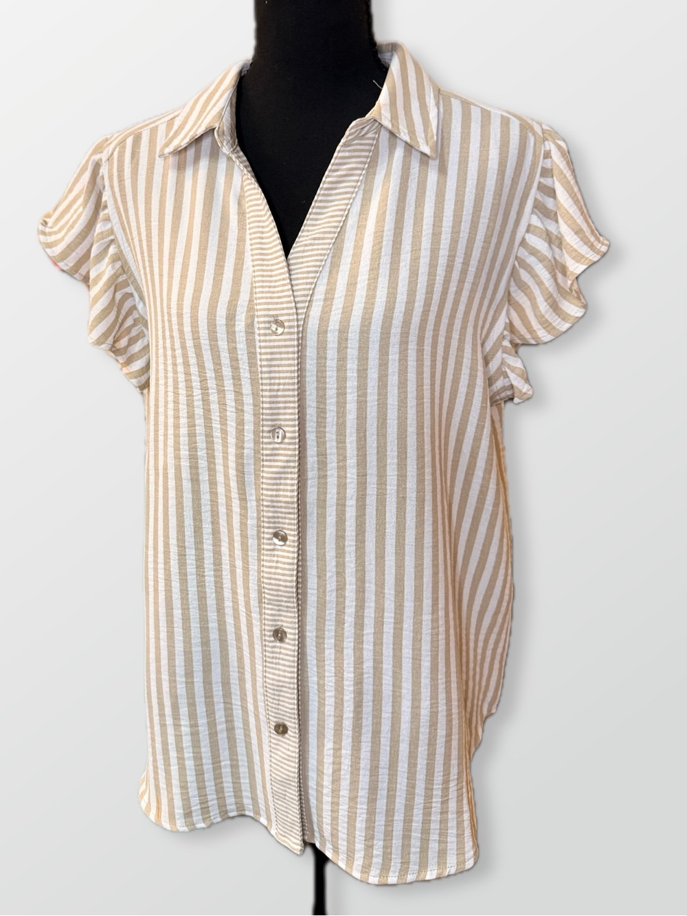 Striped Button-Front Short Sleeve Blouse - Cream/Tan size M
